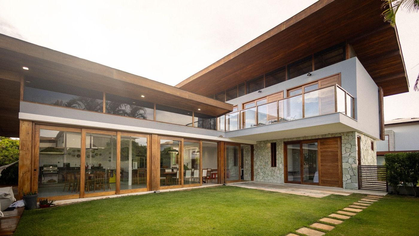 Modern villa with garden in Al Khobar